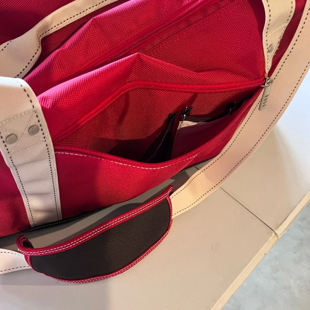Land’s End Duffle Bag - Picture 6 of 9